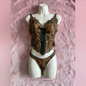 Trashy green lace corset top with bottom. Size M